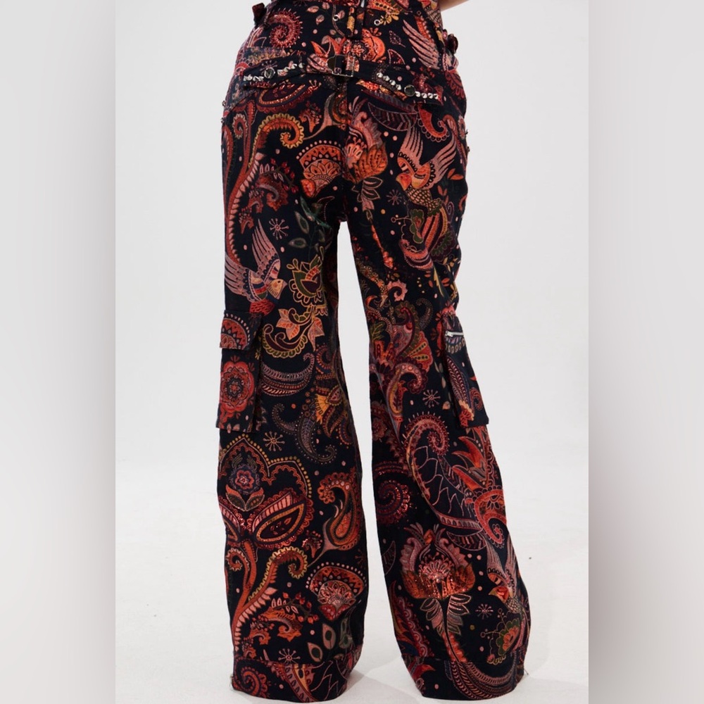AKIRA FALL VIBES BROCADE TROUSER Size 1X1X